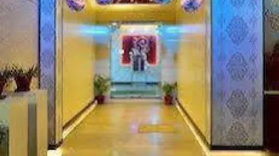 Hotel AT Residency | Batı Delhi - Ulusal Eyalet Başkenti Delhi - Delhi (ve civarı) - Noida