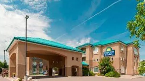 Days Inn & Suites Brandon | Manitoba - Brandon