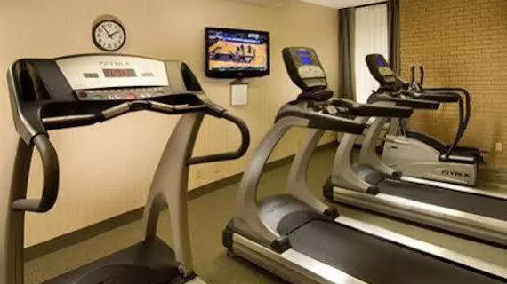 Drury Inn & Suites Louisville | Kentucky - Louisville (ve civarı) - Louisville