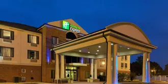 HOLIDAY INN EXPRESS & SUITES S