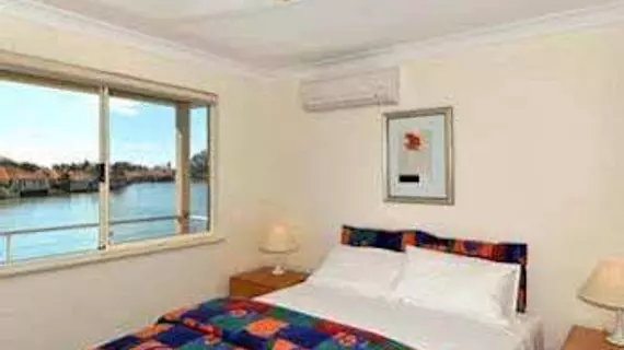 Lakeside Holiday Apartments | Batı Avustralya - Mandurah (ve civarı) - South Yunderup