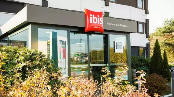 ibis Mulhouse Ile Napoleon | Grand Est - Haut-Rhin (bölge) - Sausheim