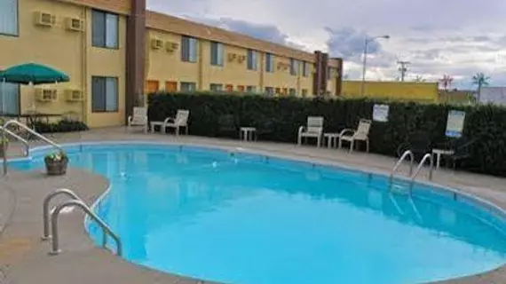 Econo Lodge Billings | Montana - Billings (ve civarı) - Billings