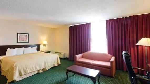 Quality Inn & Suites Laurel | Maryland - Baltimore (ve civarı) - Laurel