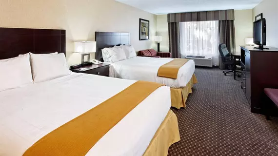 Holiday Inn Express Hotel & Suites Portland - Jantzen Beach | Oregon - Portland (ve civarı) - Portland