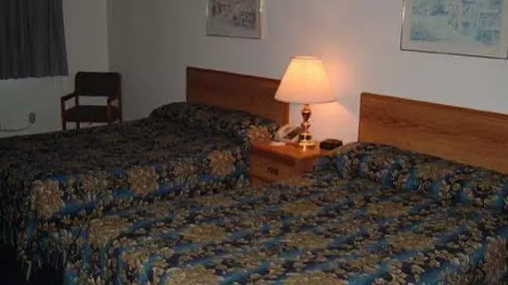 Sky Lodge Inn & Suites - Delavan | Wisconsin - Lake Geneva (ve civarı) - Delavan