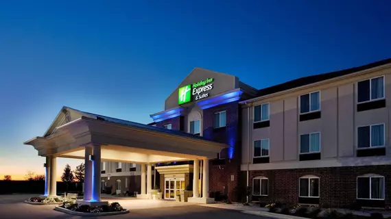 Holiday Inn Express Hotel & Suites Portland | Indiana - Muncie (ve civarı) - Portland