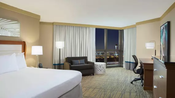 DoubleTree by Hilton and Miami Airport Convention Center | Florida - Miami (ve civarı) - Miami