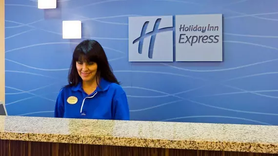 Holiday Inn Express Hotel & Suites Kendall East-Miami | Florida - Miami (ve civarı) - Miami