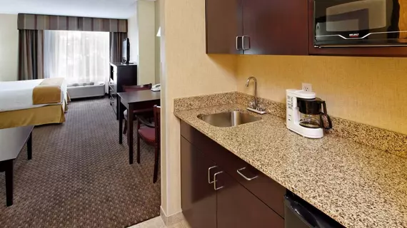 Holiday Inn Express Hotel & Suites Portland - Jantzen Beach | Oregon - Portland (ve civarı) - Portland