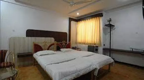 Hotel Jalsagar | Gujarat - Vadodara