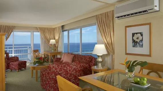 Ilikai and Luxury Suites | Hawaii - Honolulu - Waikiki