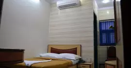 Hotel New Deepak | Maharaştra - Raigad - Bombay (ve civarı) - Bombay