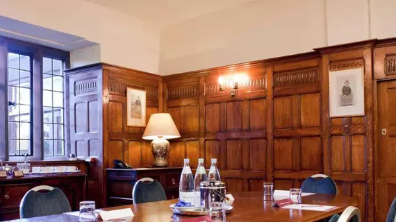 Mercure Banbury Whately Hall Hotel | Oxfordshire (kontluk) - Banbury