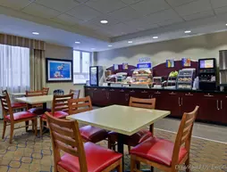 Holiday Inn Express and Suites Kincardine | Ontario - Owen Sound (ve civarı) - Kincardine