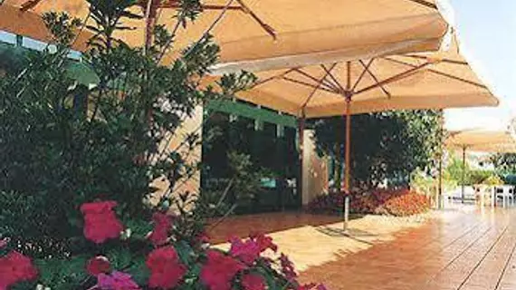 Hotel Ristorante Giordano | Lombardy - Bergamo - Bergamo (ve civarı) - Cavernago