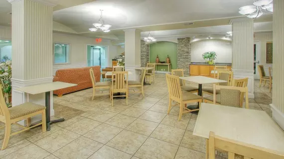 Holiday Inn Express & Suites Alamogordo Highway 54/70 | New Mexico - Alamogordo (ve civarı) - Alamogordo