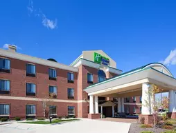 Holiday Inn Express Hotel & Suites Chesterfield - Selfridge Area | Michigan - Detroit (ve civarı) - Chesterfield