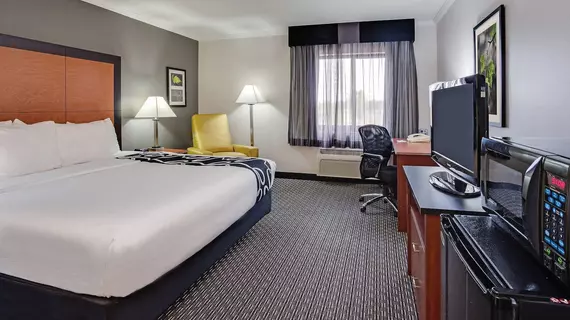 La Quinta Inn Cleveland Airport North | Ohio - Cleveland (ve civarı) - Cleveland