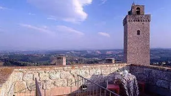 Torre Di San Gimignano | Toskana - Siena (vilayet) - San Gimignano - San Gimignano Kent Merkezi