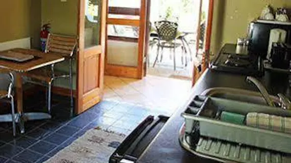 Hillview Self Catering Apartments | Western Cape (il) - Knysna