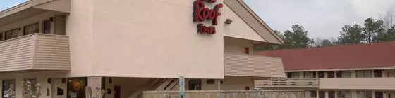 Red Roof Inn Greenville | Güney Karolayna - Greenville - Spartanburg (ve civarı) - Greenville