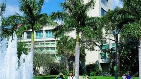 Holiday Inn Express Hotel & Suites Kendall East-Miami | Florida - Miami (ve civarı) - Miami