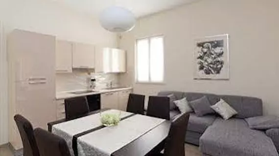 Sunflower Apartment | Dubrovnik-Neretva - Dubrovnik (ve civarı) - Dubrovnik - Lapad - Babin Kuk