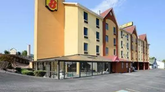 Super 8 Pigeon Forge | Tennessee - Gatlinburg - Pigeon Forge (ve civarı) - Pigeon Forge