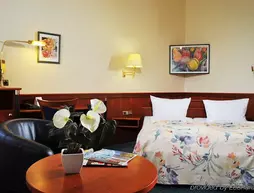 BB Hotel Berlin | Berlin (ve civarı) - Tempelhof-Schoeneberg - Diplomatic Quarter - Batı Berlin Merkezi