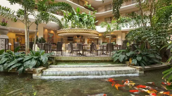 Embassy Suites San Francisco Airport - South San Francisco | Kaliforniya - San Fransisko (ve civarı) - South San Francisco