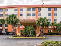 Comfort Inn North Saint Petersburg | Florida - St. Petersburg - Clearwater (ve civarı) - St. Petersburg