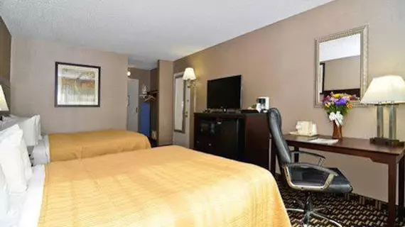 Quality Inn & Conference Center Akron | Ohio - Summit İlçesi - Akron (ve civarı) - Akron