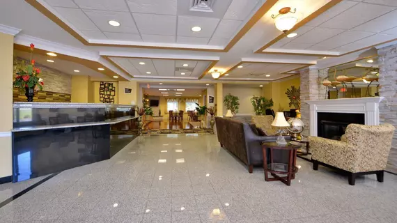 Best Western Plus New England Inn & Suites | Connecticut - Hartford (ve civarı) - Berlin