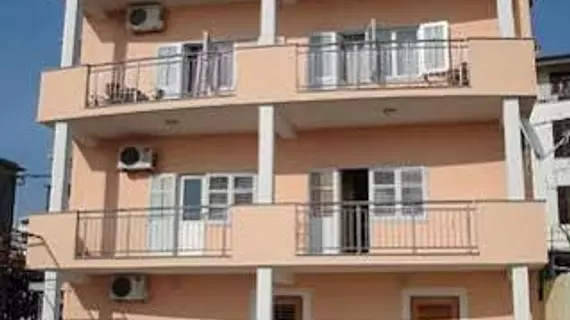 Miljak Apartments | Split-Dalmaçya - Podstrana