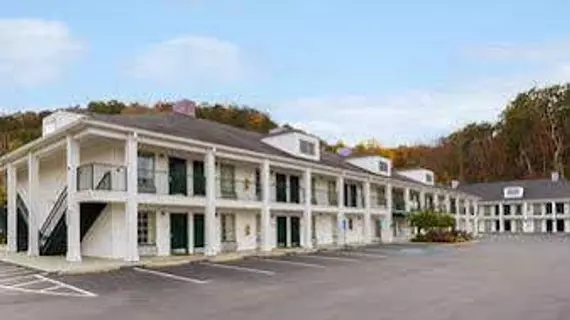 Baymont Inn & Suites - Cleveland | Tennessee - Chattanooga (ve civarı) - Cleveland