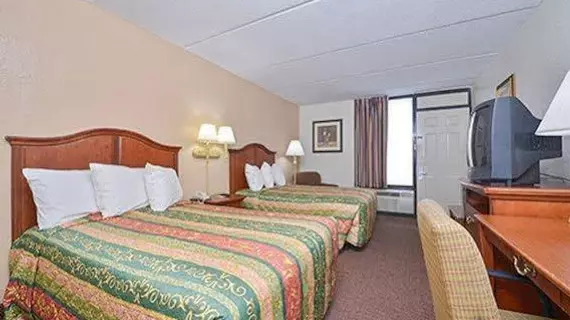 Econo Lodge Midtown | Georgia - Savannah (ve civarı) - Savana - Midtown