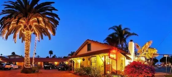 Harbor House Inn | Kaliforniya - Santa Barbara (ve civarı) - Santa Barbara - Santa Barbara Plajı