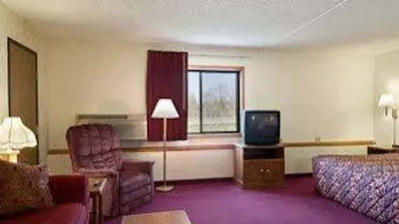 Americas Best Value Inn & Suites Harrisonville | Missouri - Clinton - Harrisonville