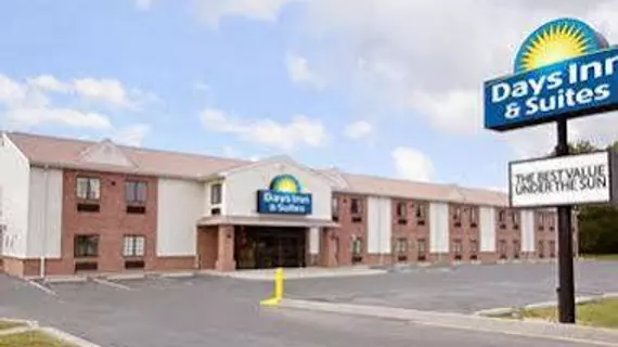 Days Inn & Suites Cambridge | Maryland - Cambridge