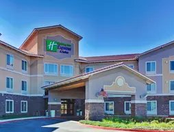 Holiday Inn Express Hotel & Suites Beaumont - Oak Valley | Kaliforniya - Riverside County - Riverside (ve civarı) - Beaumont