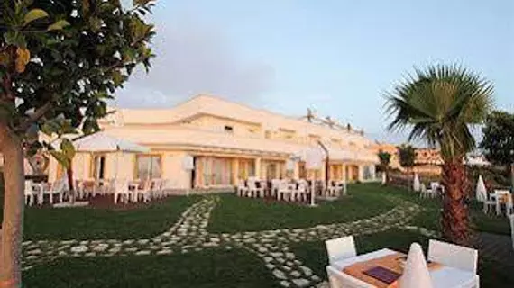 Bouganville Palace Hotel | Calabria - Cosenza (vilayet) - Belvedere Marittimo