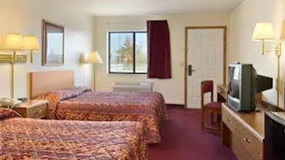 Americas Best Value Inn & Suites Harrisonville | Missouri - Clinton - Harrisonville