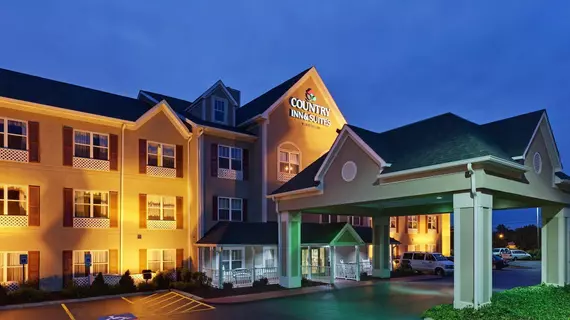 Country Inn & Suites Nashville Airport East | Tennessee - Nashville-Davidson - Nashville (ve civarı) - Nashville