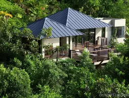 Raffles Praslin Seychelles | Seyşeller - Baie Sainte Anne - Praslin Adası