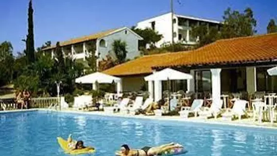 Nautilus Hotel | İyon Adaları - Korfu - Nisaki