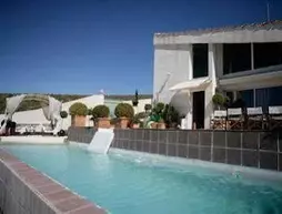 Villa Blanche | Provence - Alpes - Cote d'Azur - Bouches-du-Rhone (bölge) - Marseille (ve civarı) - Marsilya - Saint-Mitre