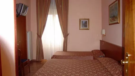 Hotel Aristotele | Lazio - Roma (ve civarı) - Roma Kent Merkezi - Rione XVIII Castro Pretorio