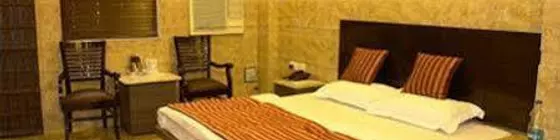 Hotel Maan K | Batı Delhi - Ulusal Eyalet Başkenti Delhi - Delhi (ve civarı) - Yeni Delhi - Karol Bagh