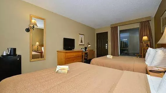 Quality Inn South Springfield | Missouri - Springfield (ve civarı) - Springfield